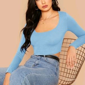 Solid Scoop Neck Crop Top